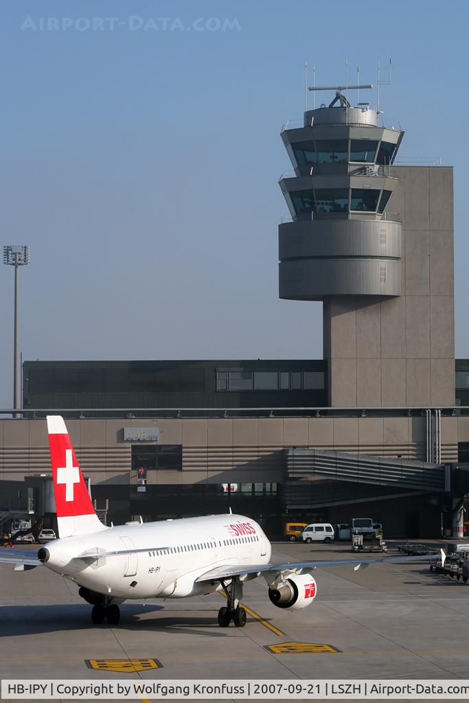 HB-IPY, 1996 Airbus A319-112 C/N 621, with ZRH's Tower in the background