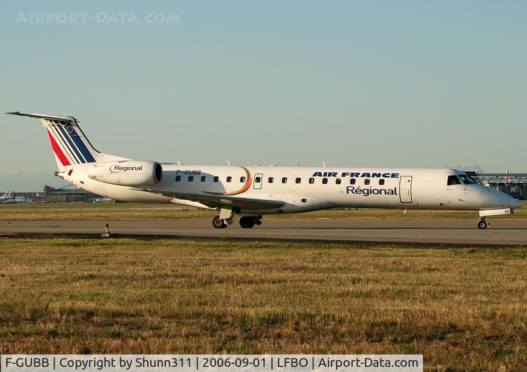 F-GUBB, 2001 Embraer EMB-145MP (ERJ-145MP) C/N 145419, Lining up rwy 14R for departure