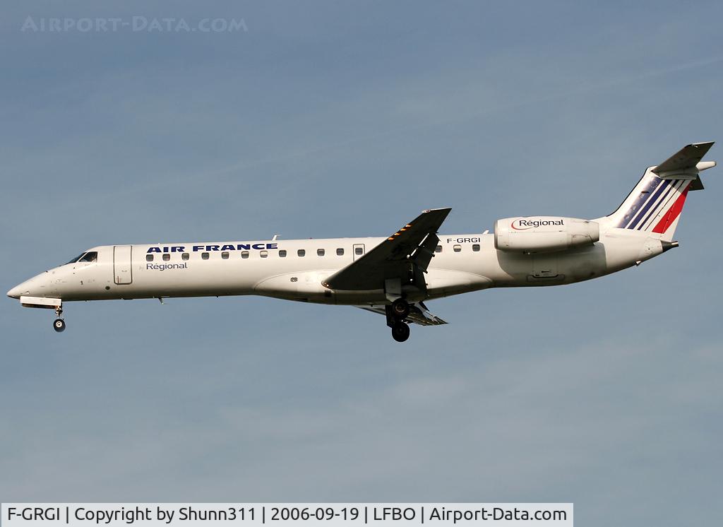 F-GRGI, 1999 Embraer EMB-145EU (ERJ-145EU) C/N 145152, Landing rwy 32L