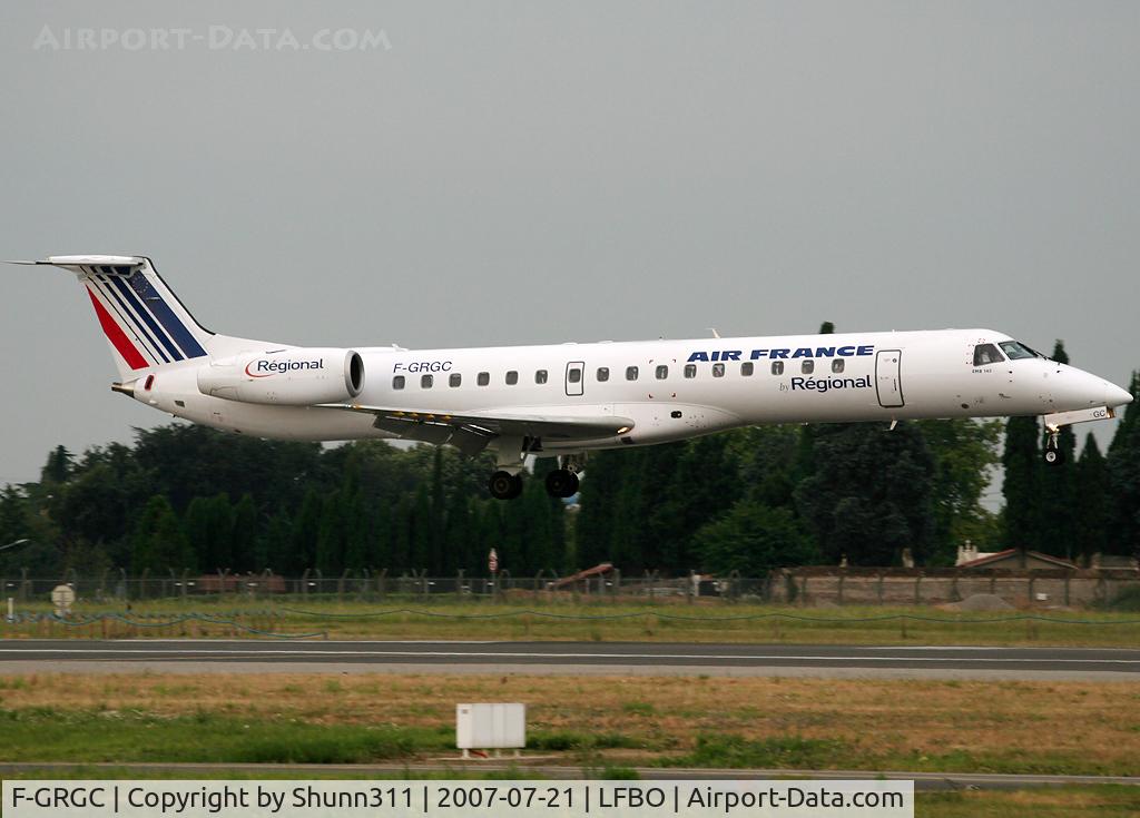 F-GRGC, 1997 Embraer EMB-145EU (ERJ-145EU) C/N 145012, Landing rwy 32R