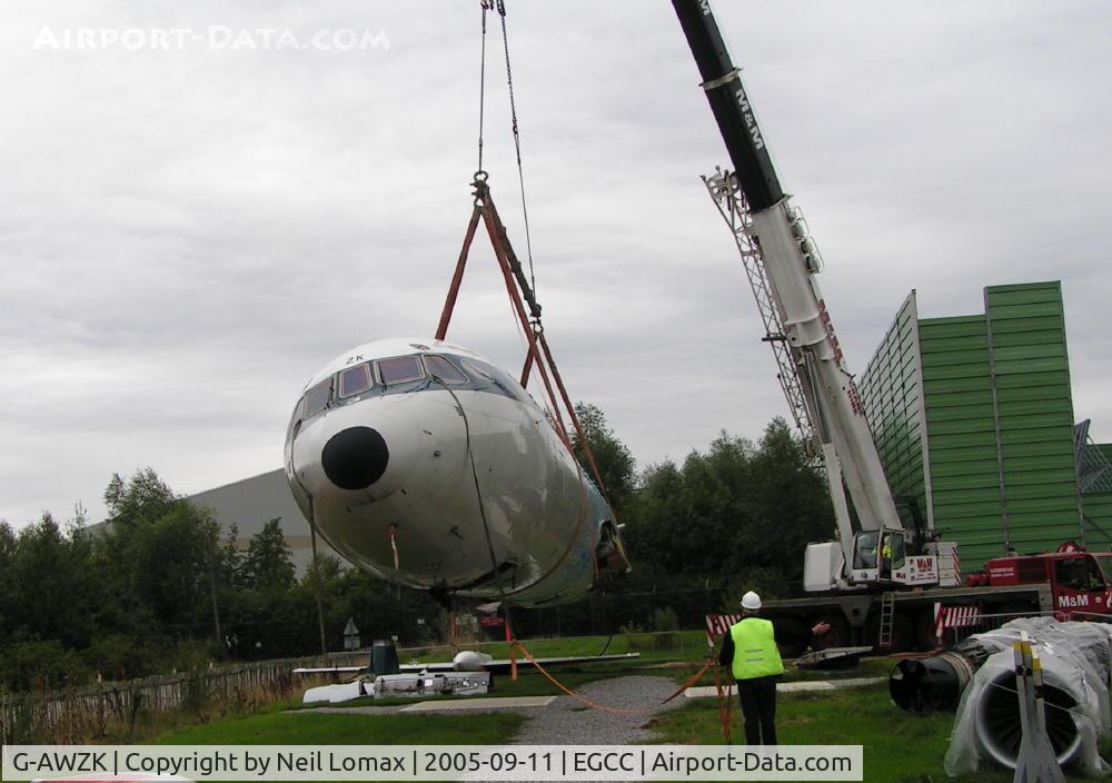 G-AWZK, 1971 Hawker Siddeley HS-121 Trident 3B-101 C/N 2312, Lowered into position.