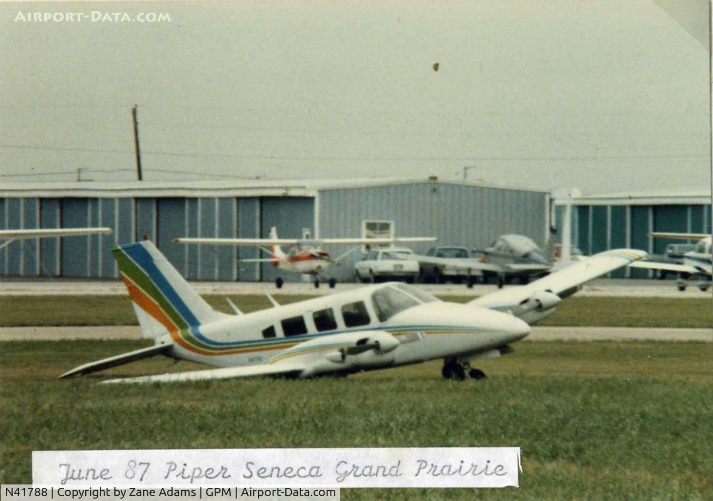 N41788, 1974 Piper PA-34-200 C/N 34-7450153, Off the runway at Grand Prairie