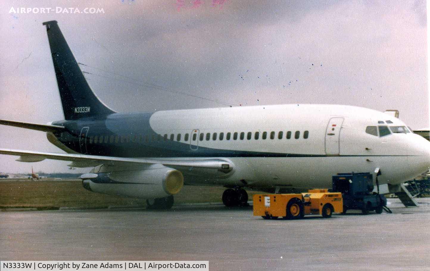 N3333W, 1967 Piper PA-28-140 C/N 28-22874, Boeing 737 at Love Field