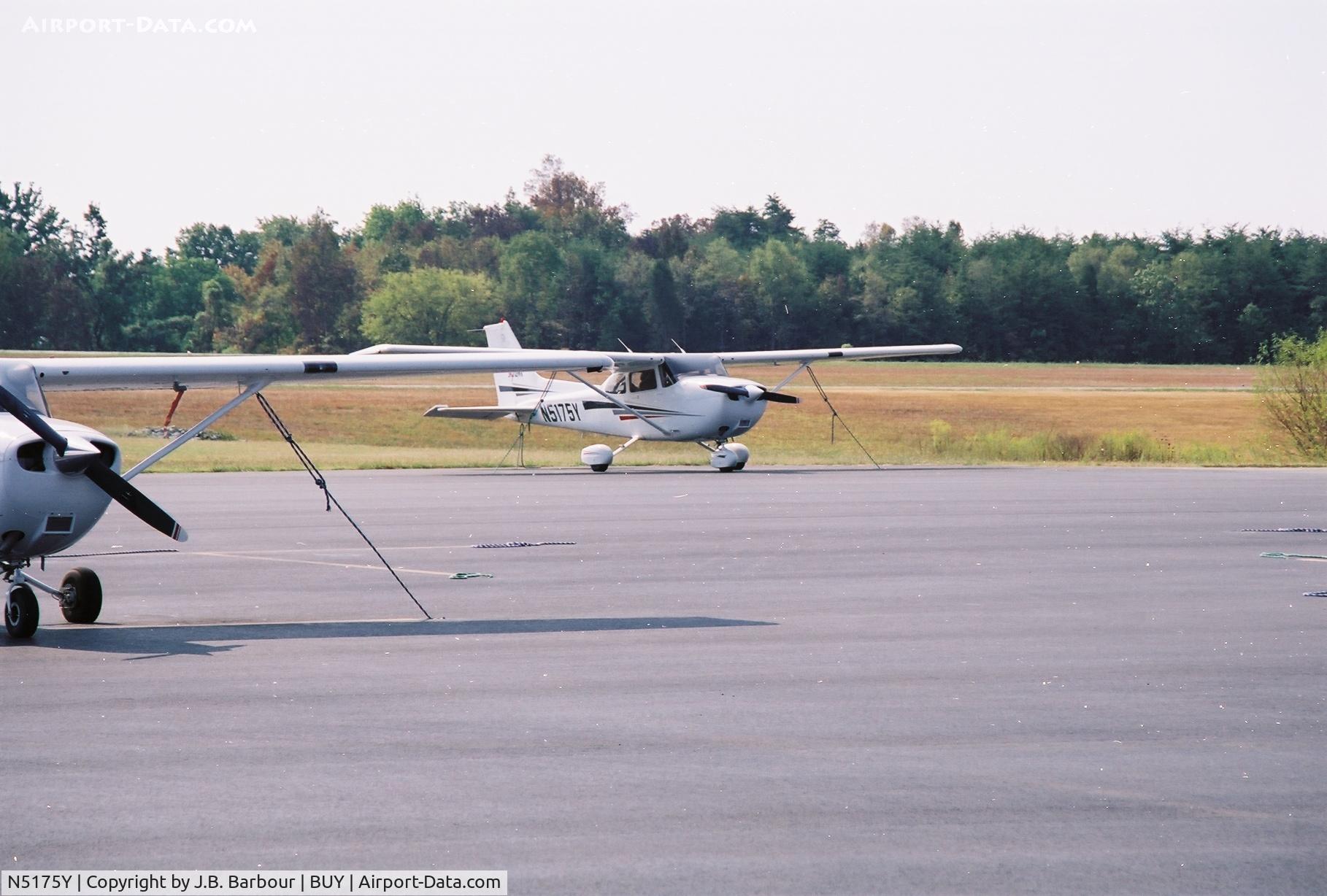 N5175Y, 2002 Cessna 172S C/N 172S9050, N/A