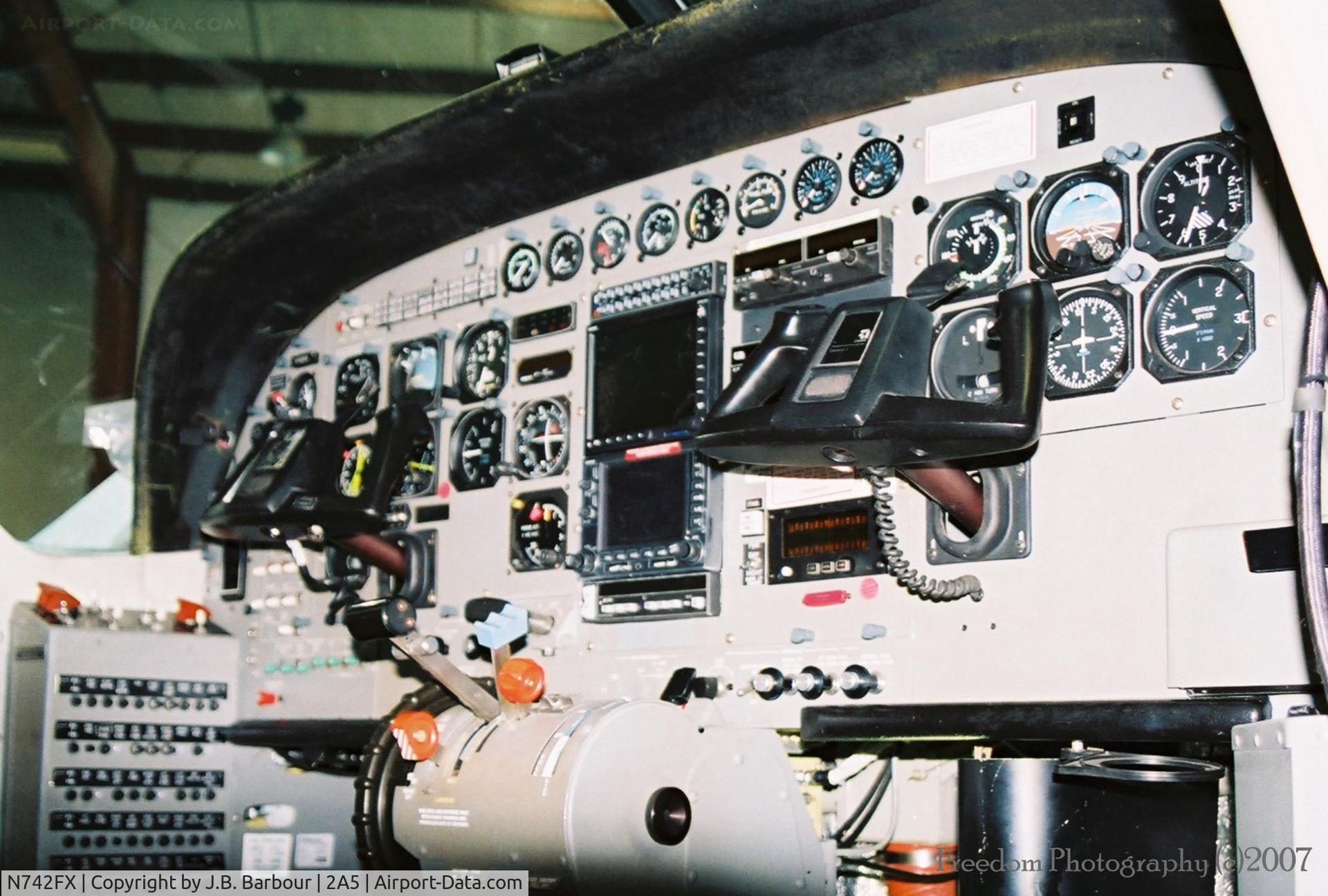 N742FX, 1995 Cessna 208B C/N 208B0489, A workhorse