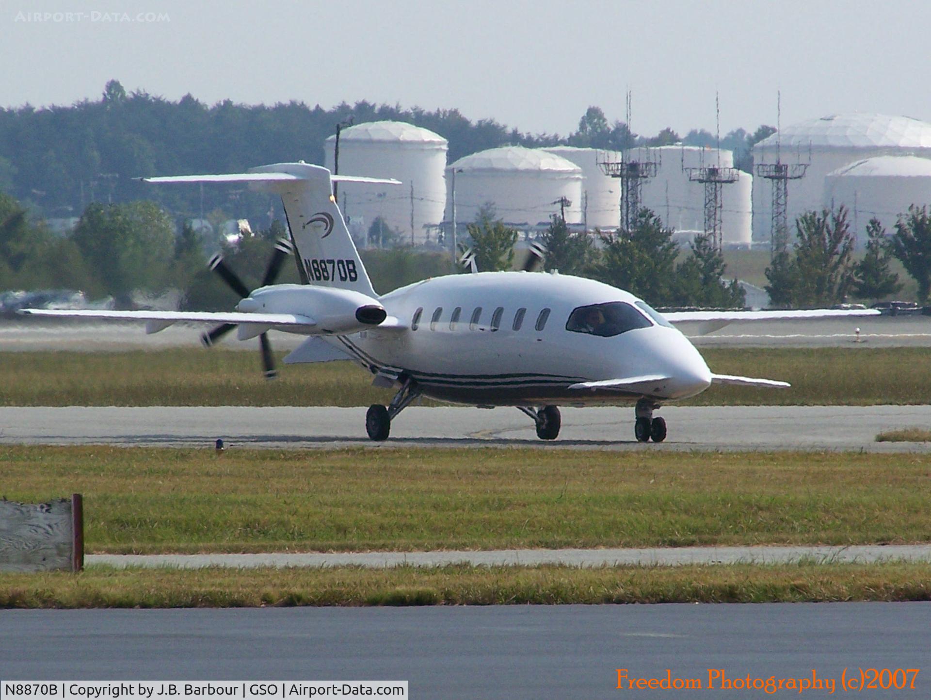 N8870B, 2005 Piaggio P-180 Avanti C/N 1099, These aircrafts are always easy on the eyes