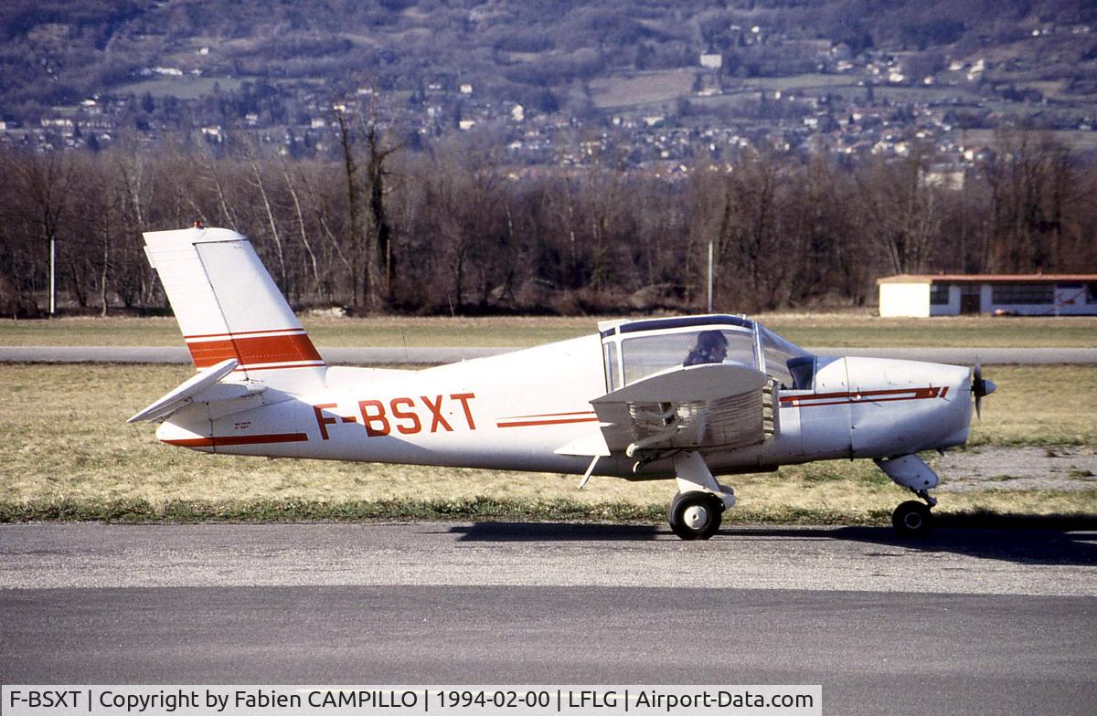 F-BSXT, Socata MS-880B Rallye Club C/N 1803, Grenoble Le Versoud