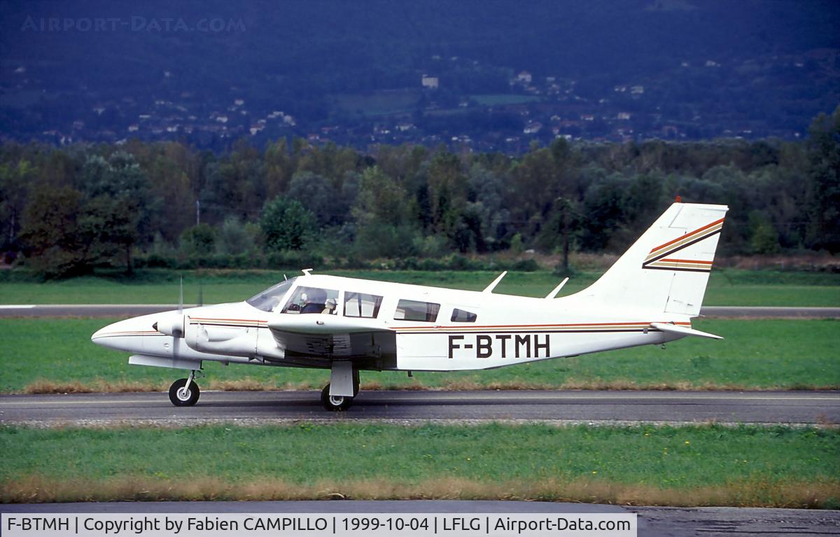 F-BTMH, Piper PA-34-200 C/N 34-7250135, Grenoble Le Versoud