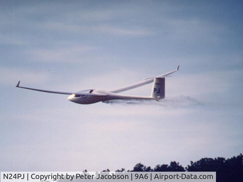 N24PJ, 1992 Schleicher ASW-24 C/N 24189, Treetop finish, ~150 knots, 1993 U.S. Region 5 North Contest, Chester, SC