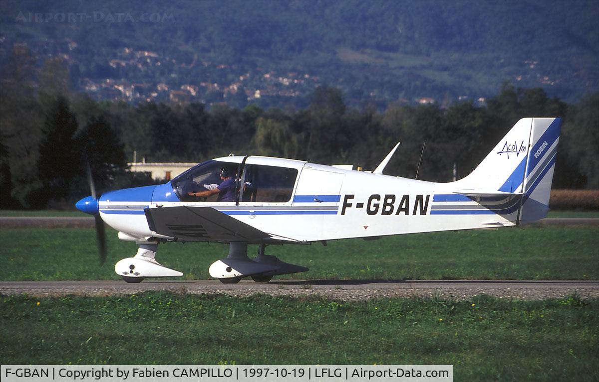 F-GBAN, Robin DR-400-180 Regent C/N 1301, Grenoble Le Versoud
