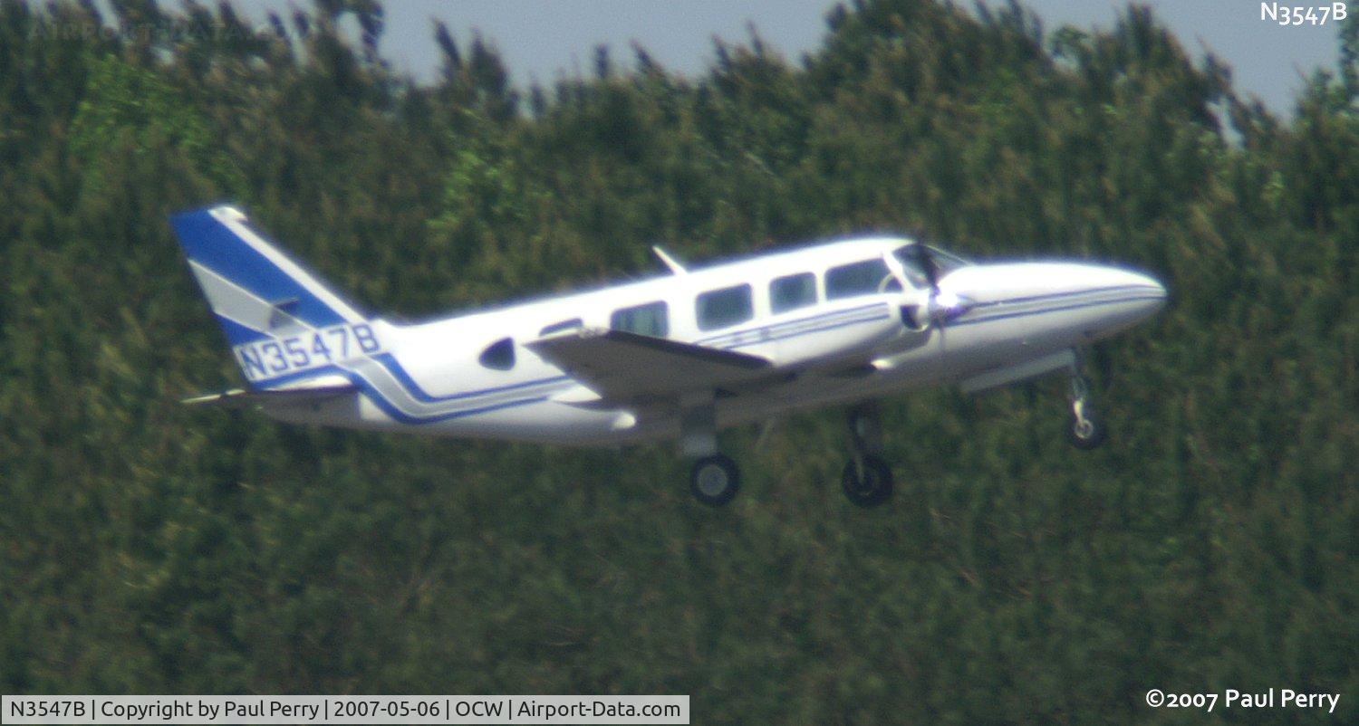N3547B, 1979 Piper PA-31-350 Chieftain C/N 31-8052017, Roaring off the runway, just about to tuck in her gear