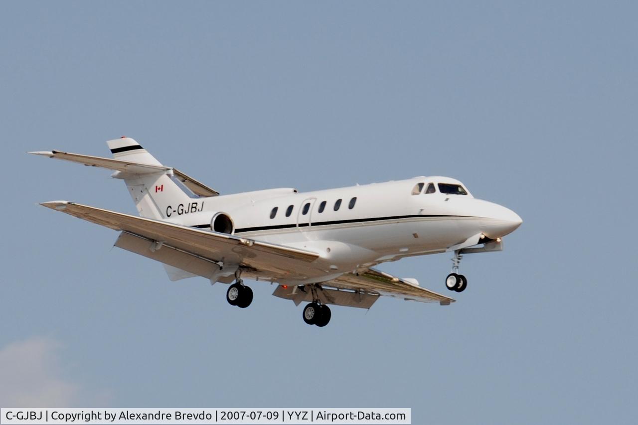 C-GJBJ, 1983 Hawker Siddeley HS.125 Series 700A C/N 257198, Little Hawker landing to 05 strip of YYZ Toronto