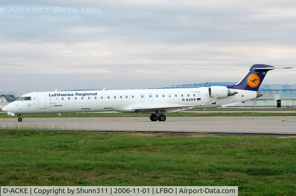 D-ACKE, 2006 Bombardier CRJ-900LR (CL-600-2D24) C/N 15081, Taxiing to the terminal