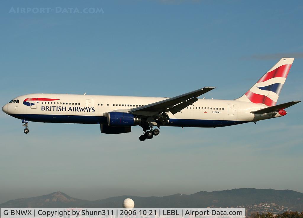 G-BNWX, 1994 Boeing 767-336 C/N 25832, Landing rwy 25L
