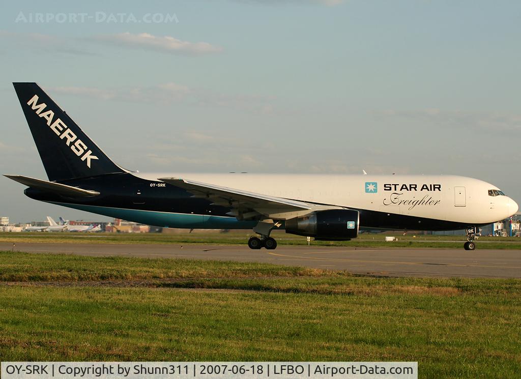 OY-SRK, 1985 Boeing 767-204 C/N 23072, Taxiing only point rwy 14L for departure to CGN