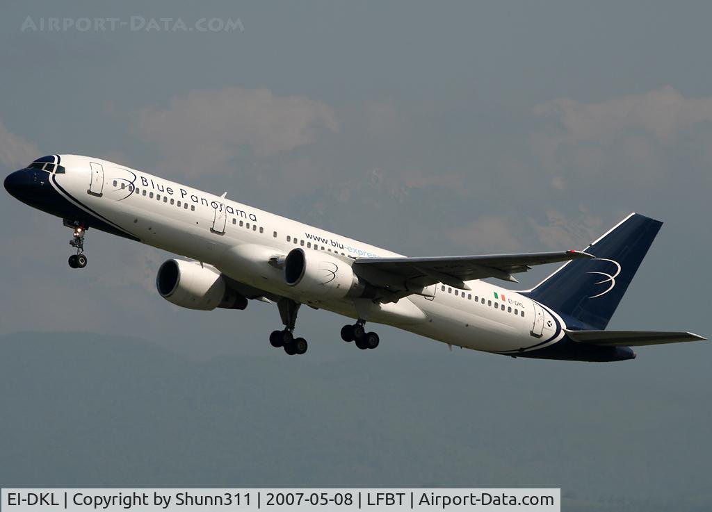 EI-DKL, 1997 Boeing 757-231 C/N 28482, Take off rwy 02