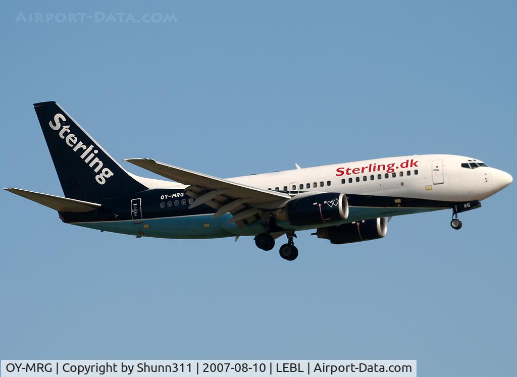 OY-MRG, 1999 Boeing 737-7L9 C/N 28010, Landing rwy 25R