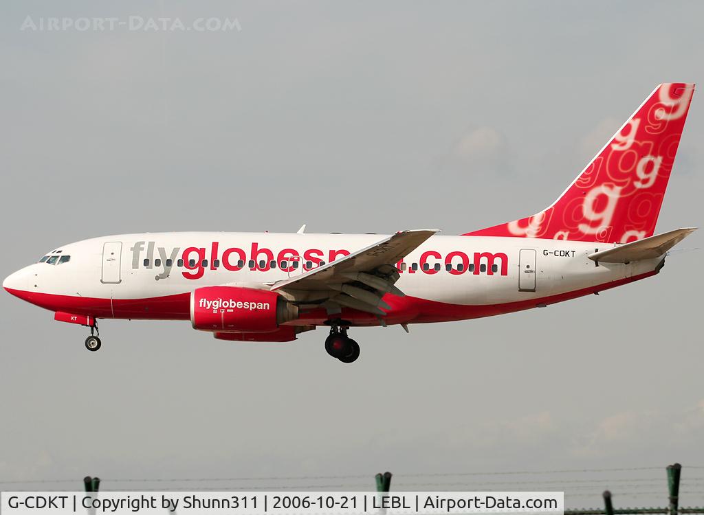 G-CDKT, 1999 Boeing 737-683 C/N 28303, Landing rwy 25L