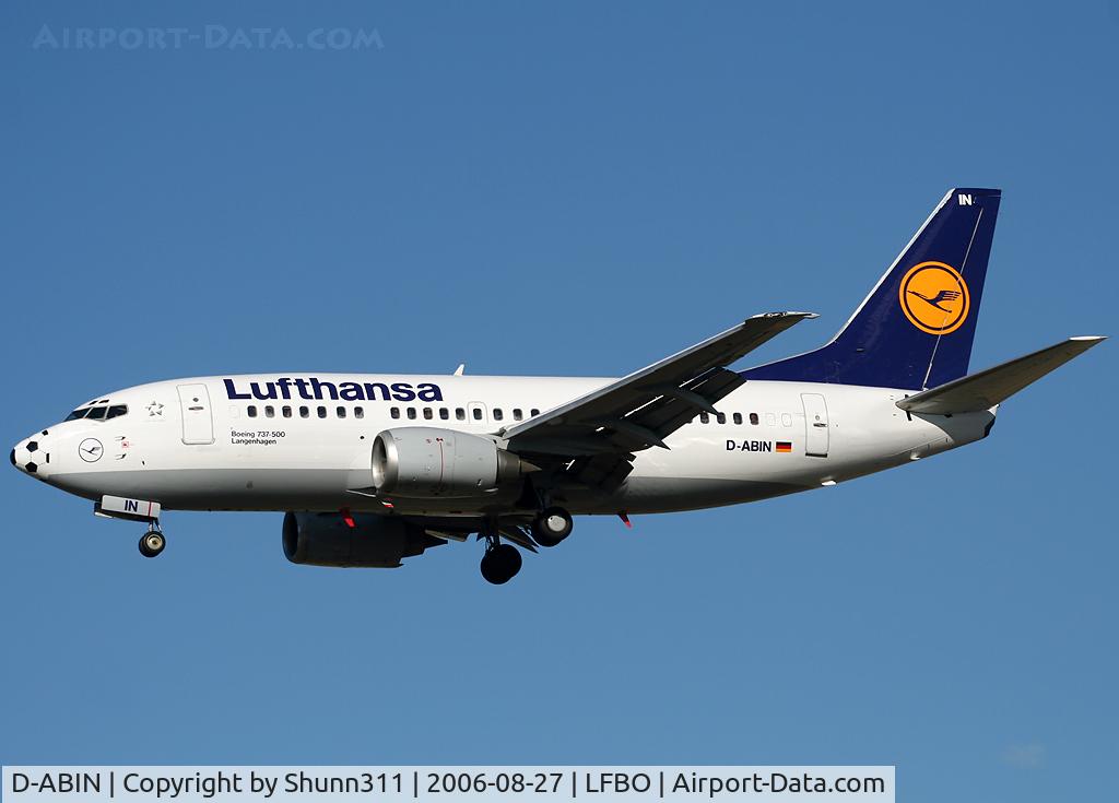 D-ABIN, 1991 Boeing 737-530 C/N 24938, Landing rwy 32L with Football Cup nose