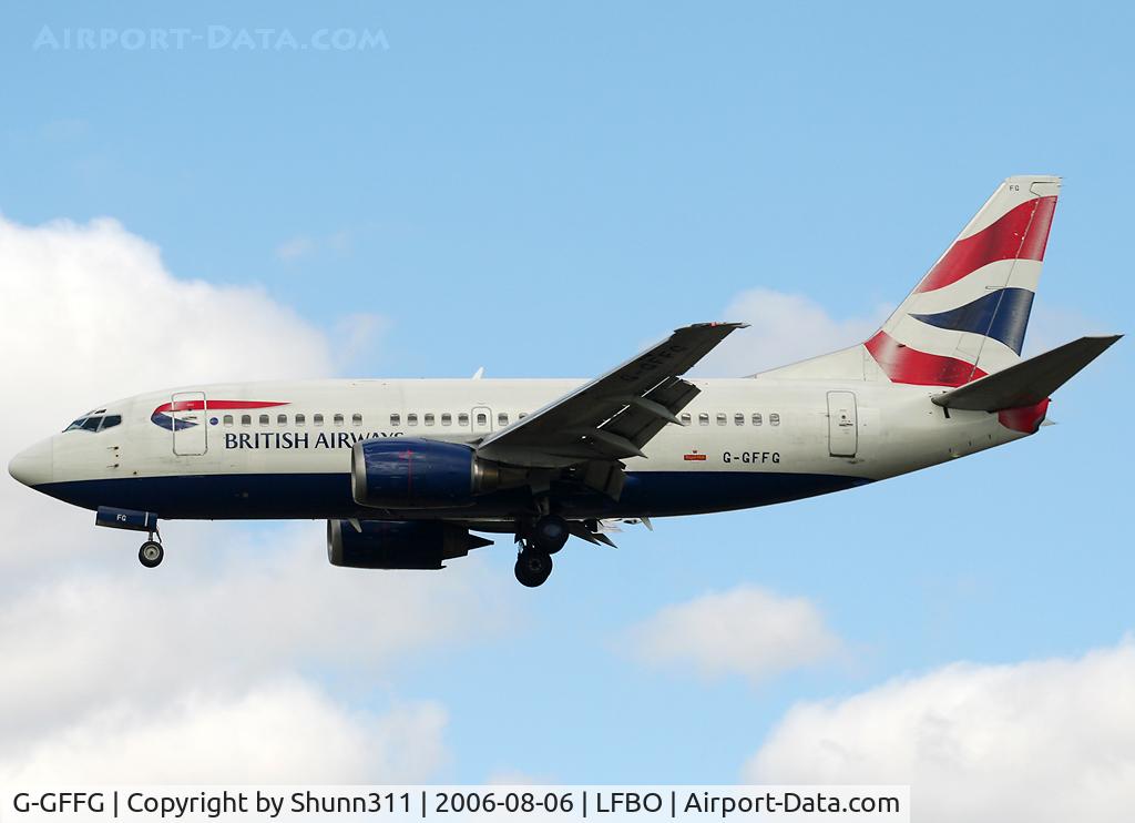 G-GFFG, 1990 Boeing 737-505 C/N 24650, Landing rwy 32L