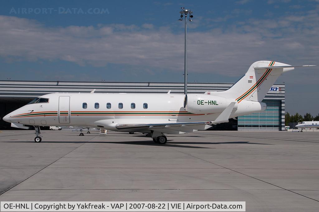 OE-HNL, 2005 Bombardier Challenger 300 (BD-100-1A10) C/N 20039, Bombardier BD100 Challenger 300