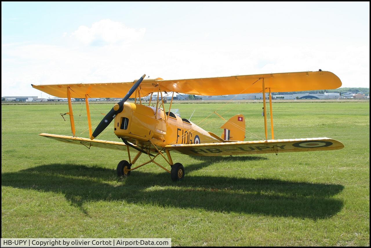 HB-UPY, 1943 De Havilland DH-82A Tiger Moth II C/N 85635, Sunday morning, Lyon Corbas airshow 2006