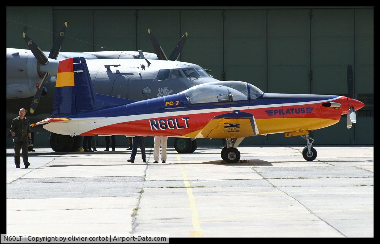 N60LT, 1999 Pilatus PC-7 C/N 615, Beauchain trainers meet, Belgium 2005
