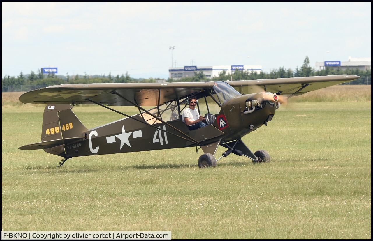 F-BKNO, 1944 Piper L-4J Grasshopper (J3C-65D) C/N 12784, Lyon Corbas 2006