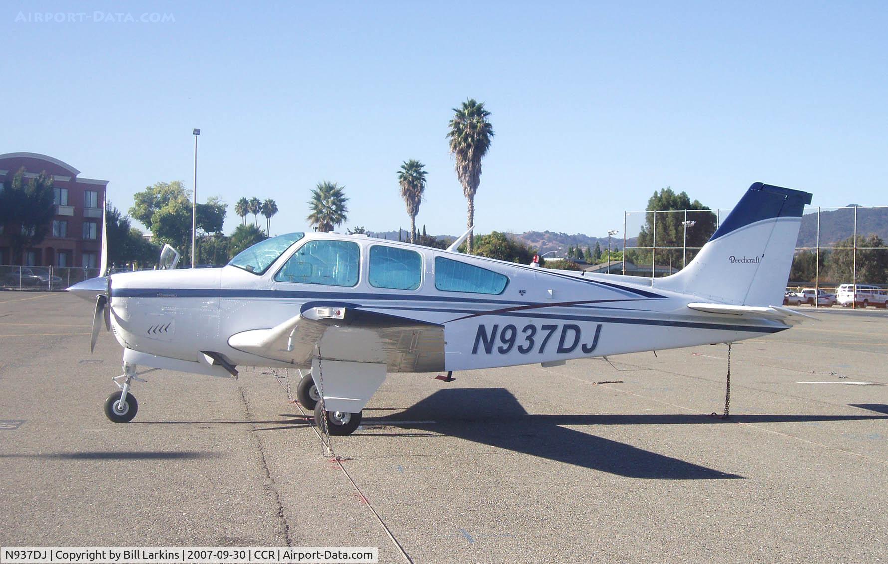 N937DJ, 1976 Beech F33A Bonanza C/N CE-626, Visitor