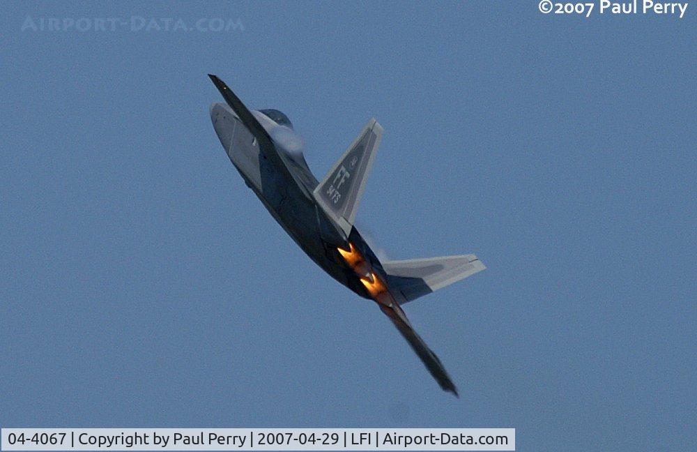 04-4067, 2004 Lockheed Martin F-22A Raptor C/N 4067, Stealthy sure, but thats one BIG infra red signature!!
