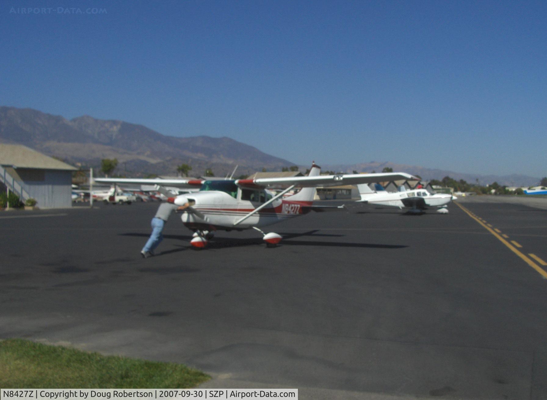 N8427Z, 1963 Cessna 210-5(205) C/N 205-0427, 1963 Cessna 210-5 (205) UTILINE (fixed gear version of C210) Continental IO-470-E 260 Hp, pushback from refueling