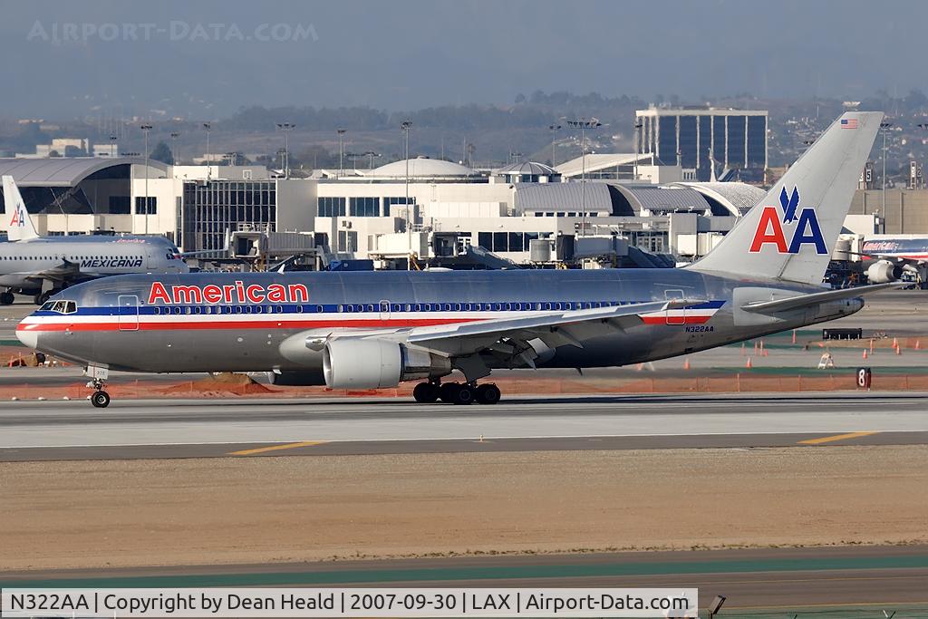 N322AA, 1986 Boeing 767-223 C/N 22323, American Airlines N322AA (FLT AAL117) from John F Kennedy Int'l (KJFK) exitting RWY 25L after landing.