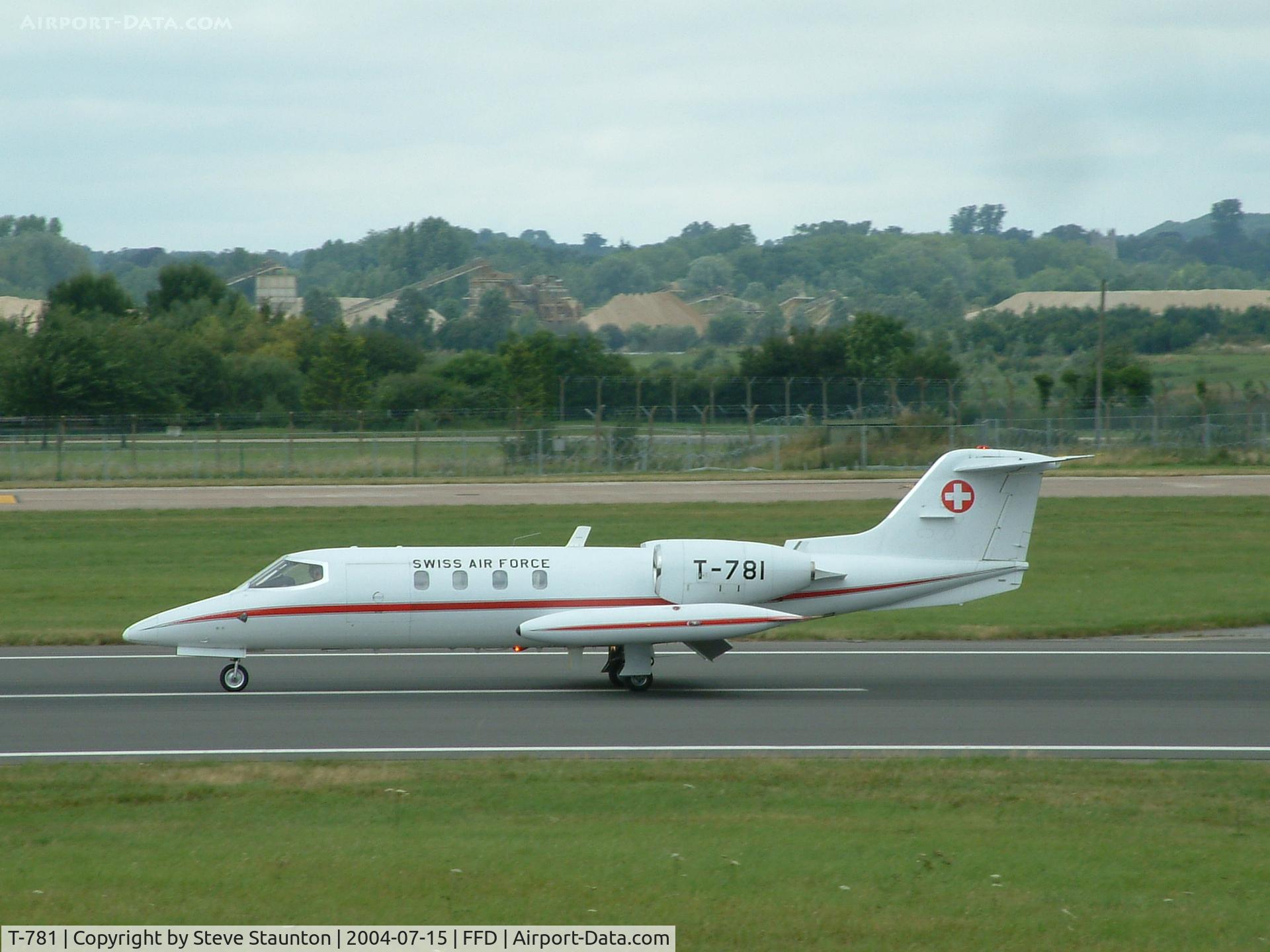 T-781, 1976 Learjet 35A C/N 35A-068, Royal International Air Tattoo 2004
