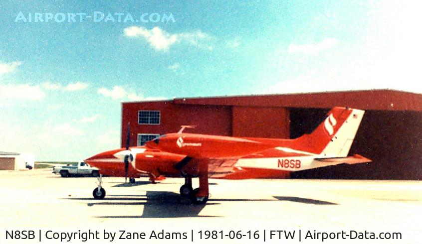 N8SB, 1960 Piper PA-24-250 Comanche C/N 24-2172, Cessna 421
