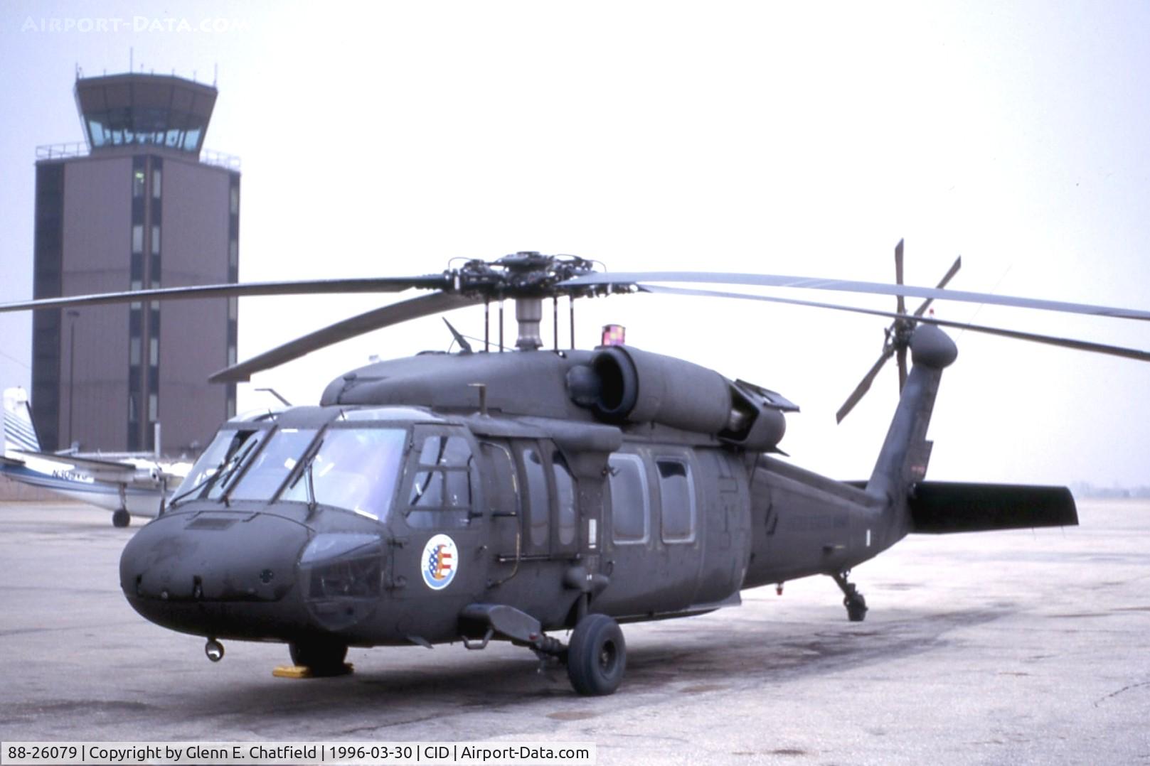 88-26079, 1988 Sikorsky UH-60A Black Hawk C/N 70.1312, Just stopping over