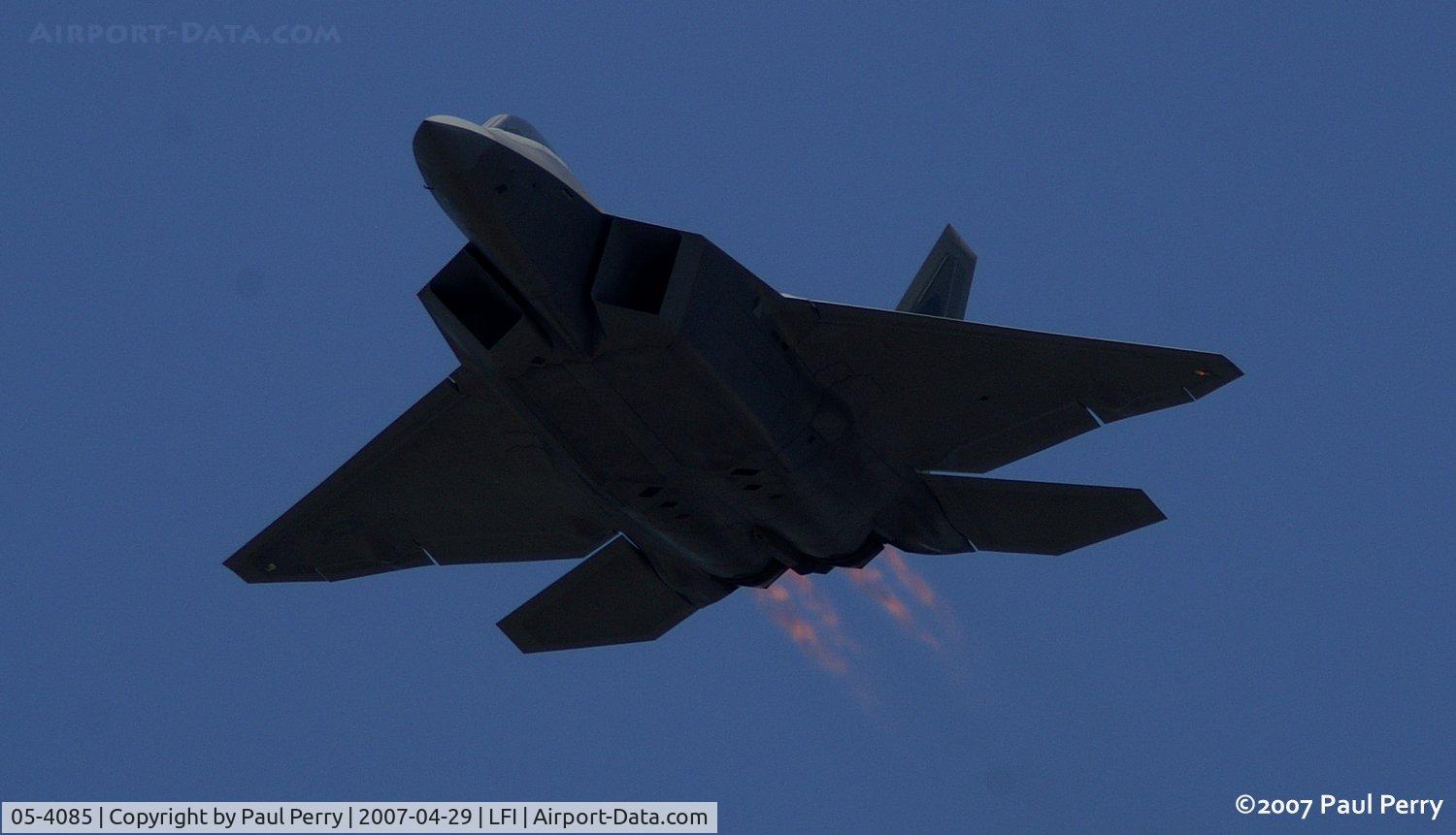 05-4085, 2005 Lockheed Martin F-22A Raptor C/N 4085, Bearing in, full burner