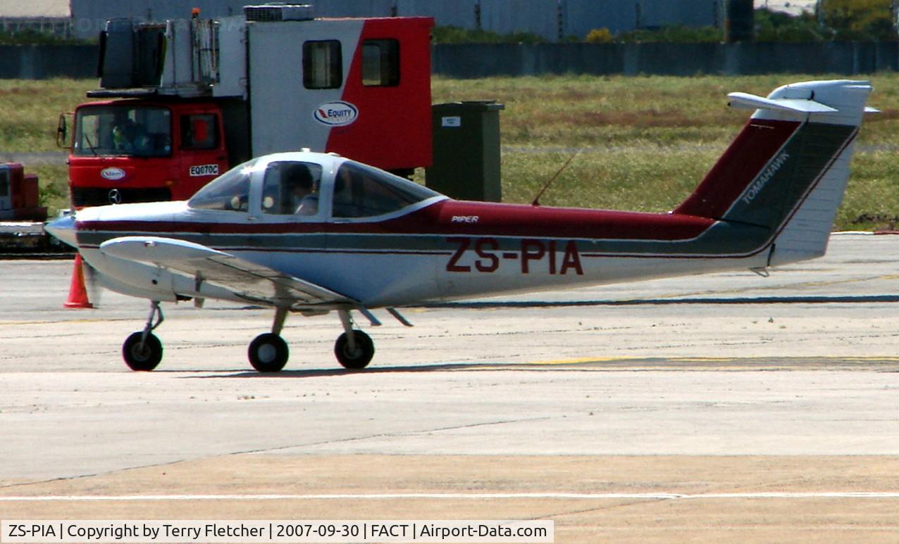 ZS-PIA, Piper PA-38-112 Tomahawk C/N 38-79A0068, Pa38-112