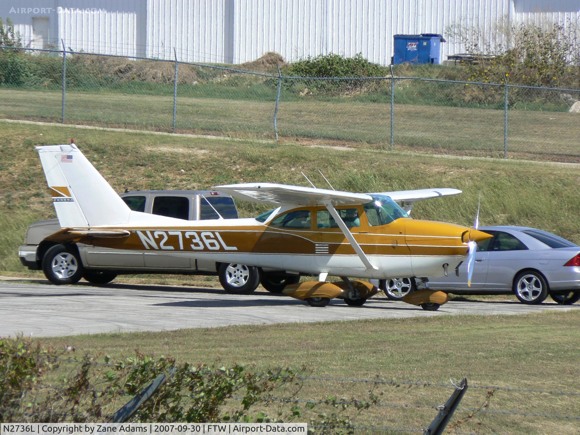 N2736L, 1967 Cessna 172H C/N 17255936, On the ramp at Meacham Field