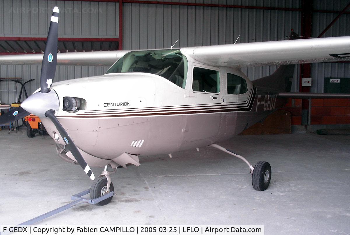 F-GEDX, Cessna 210R Centurion C/N 210-64970, Roanne-Renaison
