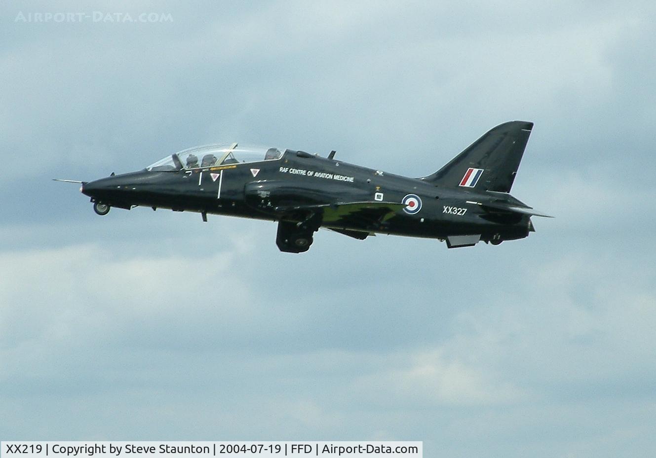 XX219, 1978 Hawker Siddeley Hawk T.1A C/N 055/312055, Royal International Air Tattoo 2004