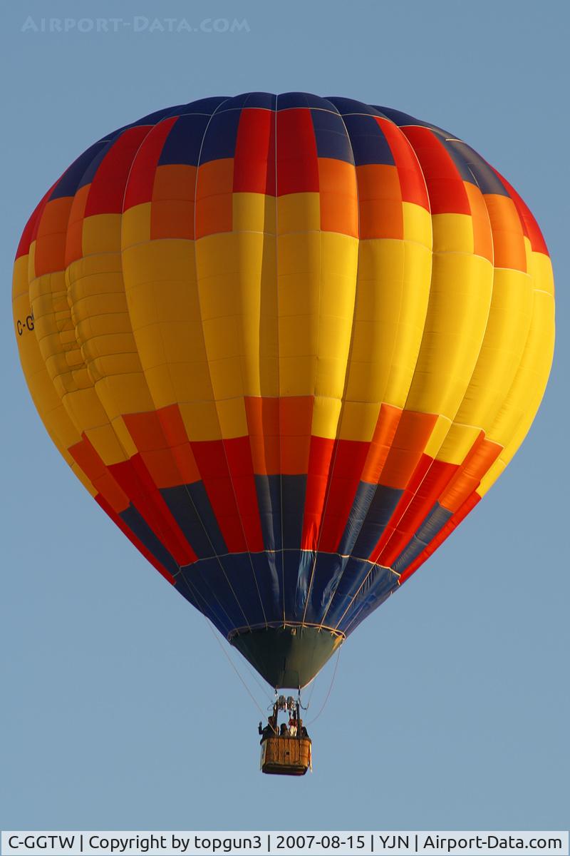 C-GGTW, 2005 Cameron Balloons Z-105 C/N 6402, take off