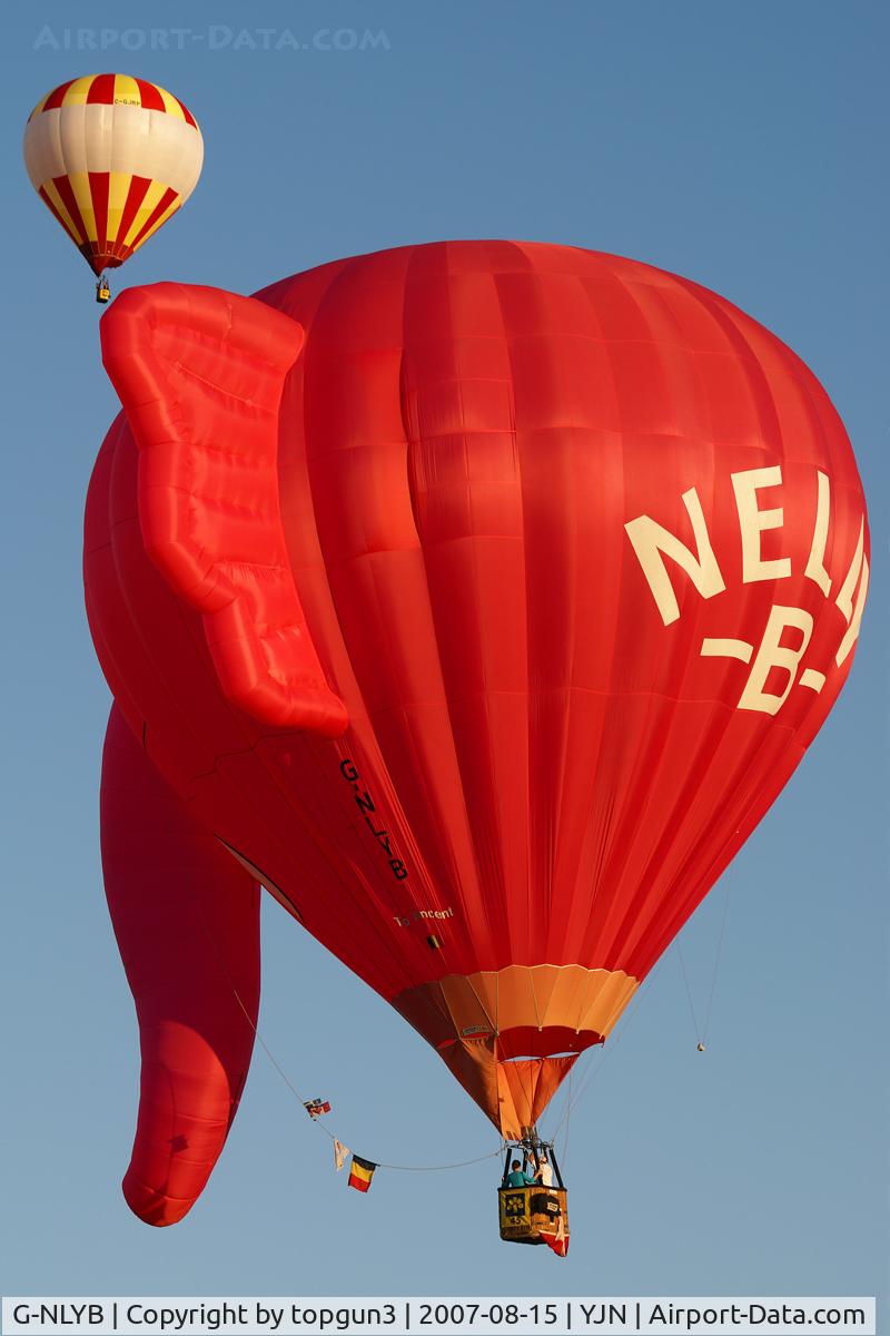 G-NLYB, 2001 Cameron Balloons N-105 C/N 10012, take off