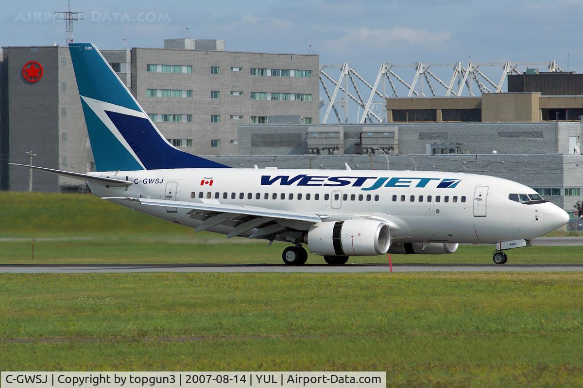 C-GWSJ, 2006 Boeing 737-6CT C/N 34621, Landing via RWY24R.