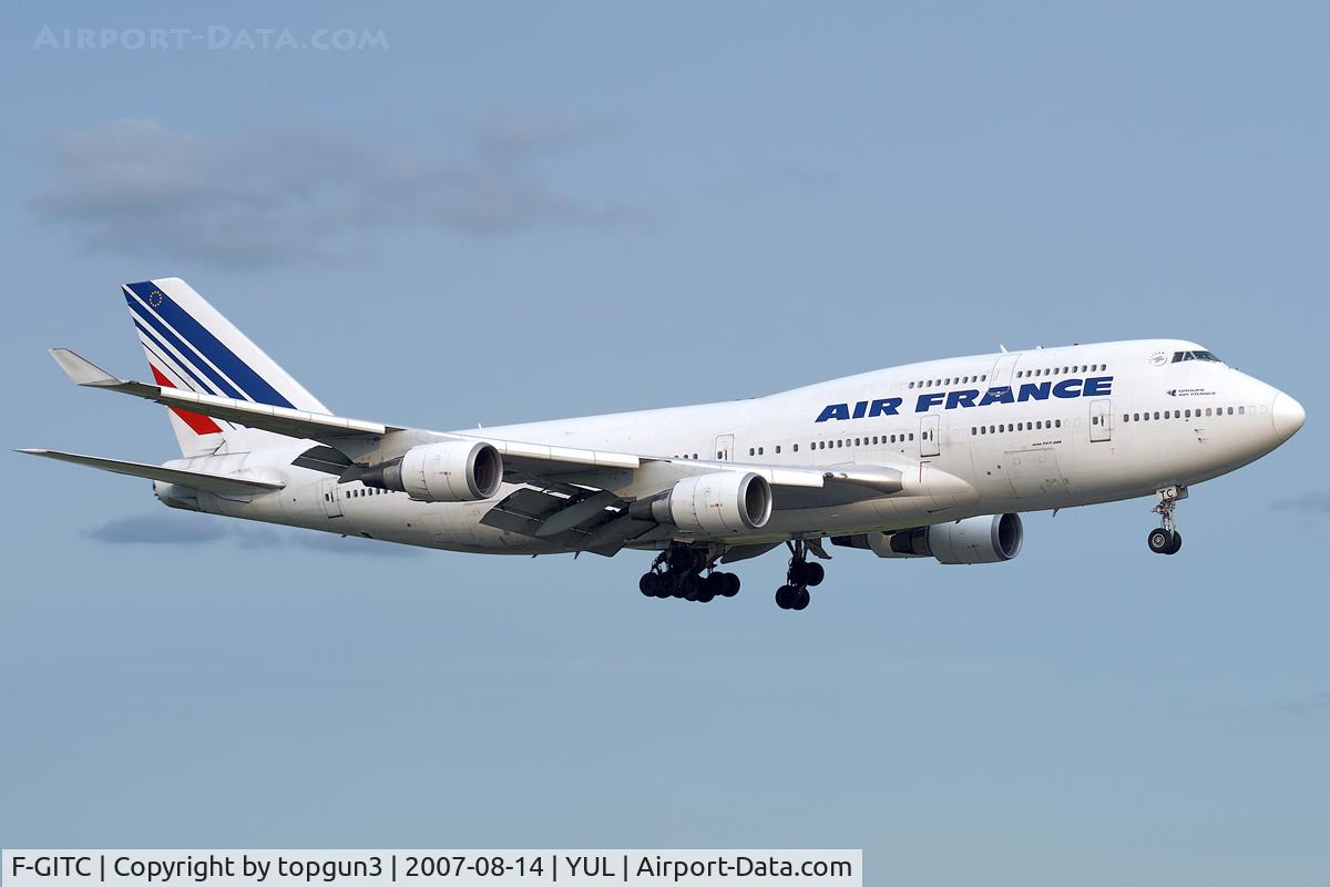 F-GITC, 1991 Boeing 747-428 C/N 25344, short final for 24R.