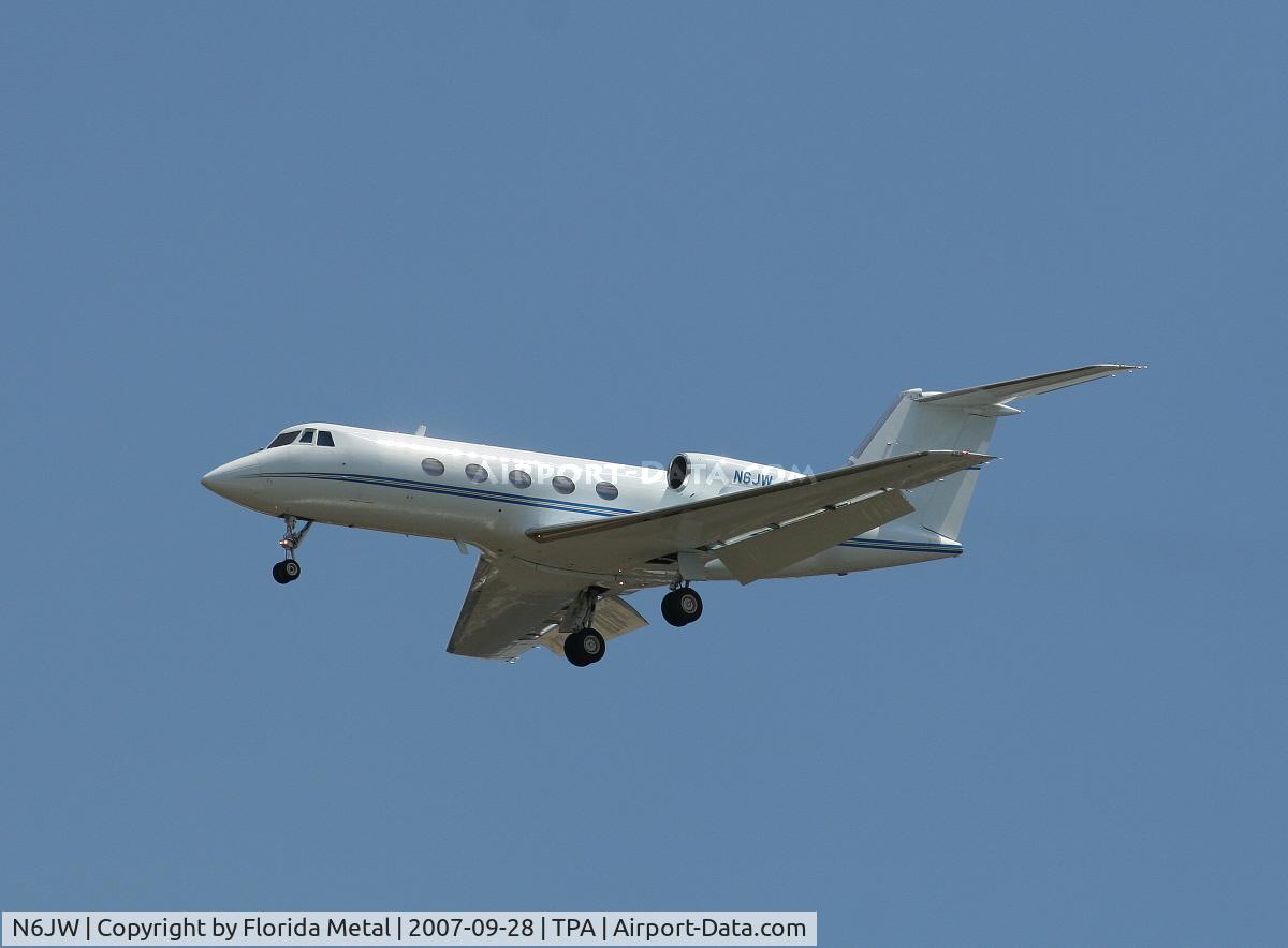 N6JW, 1973 Grumman G-1159 Gulfstream II C/N 138, G-2