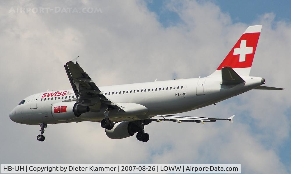 HB-IJH, 1996 Airbus A320-214 C/N 574, SWISS A320