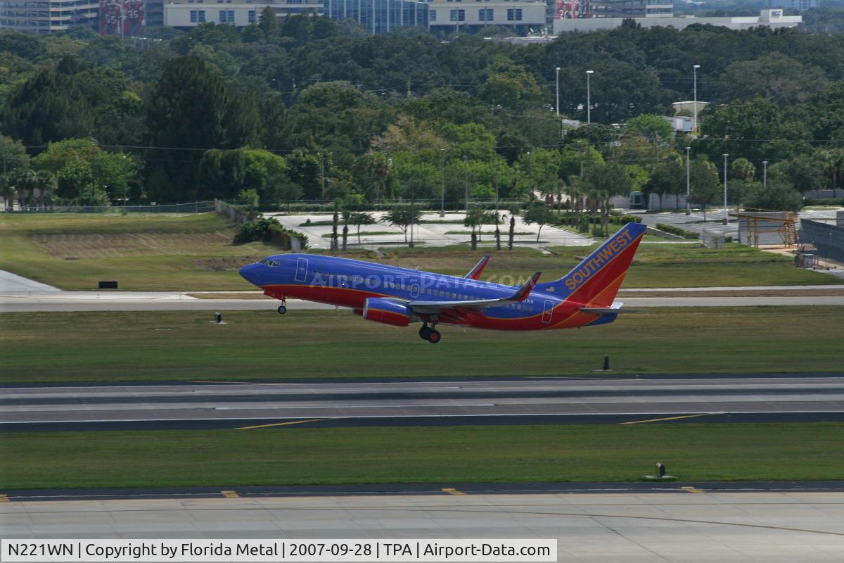 N221WN, 2005 Boeing 737-7H4 C/N 34259, Southwest