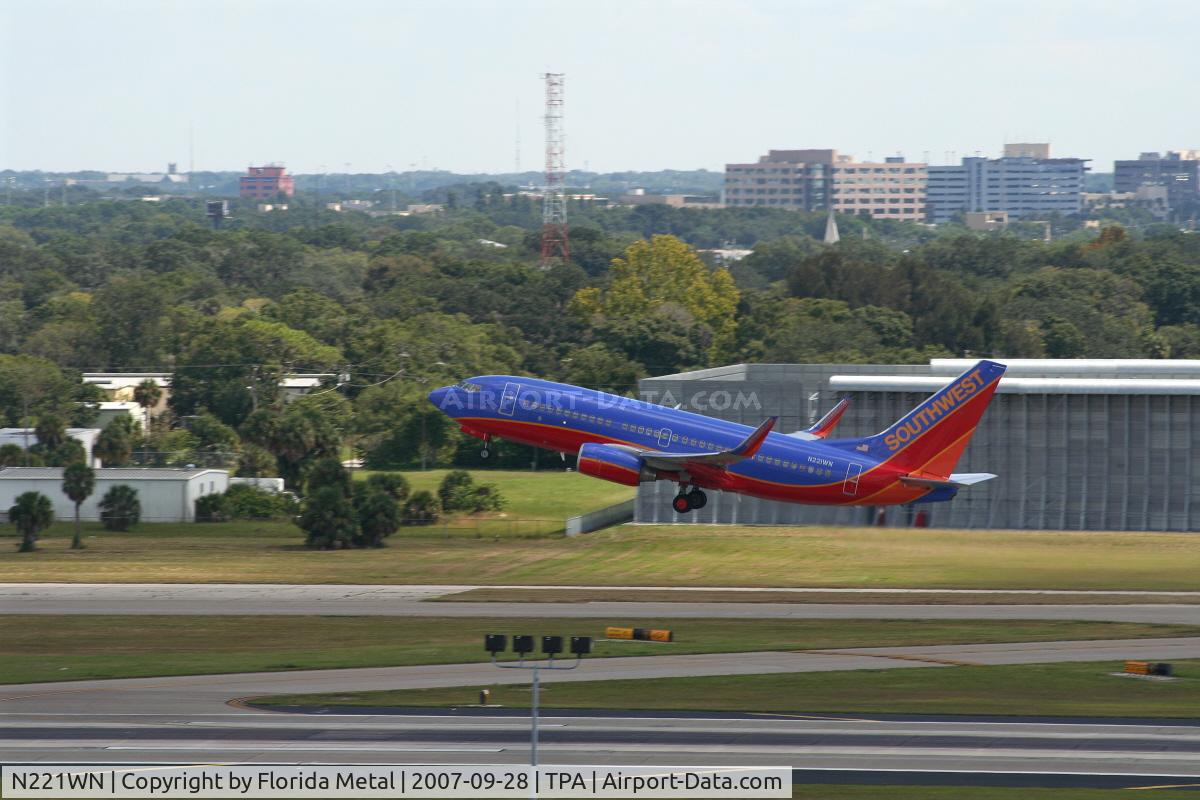 N221WN, 2005 Boeing 737-7H4 C/N 34259, Southwest