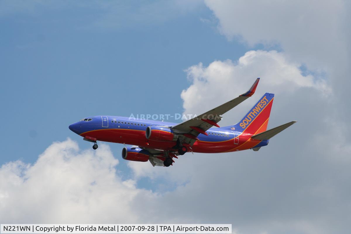 N221WN, 2005 Boeing 737-7H4 C/N 34259, Southwest