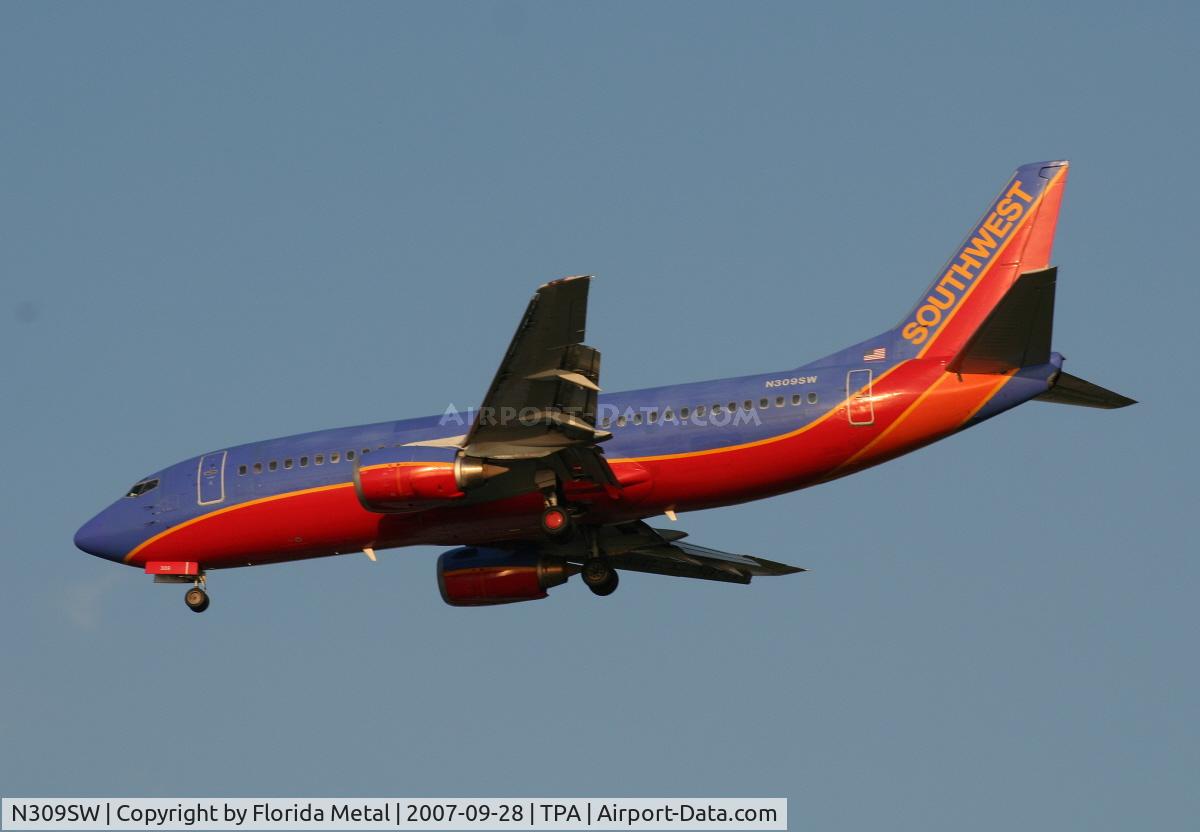 N309SW, 1985 Boeing 737-3H4 C/N 22948, Southwest